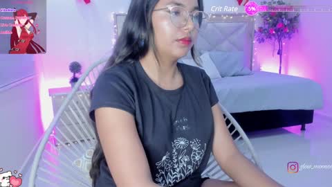 Moon Nicoll  online show from 12, 1, 2025