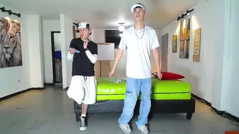 THOMAS AND DAMIAND online show from 18, 11, 2025