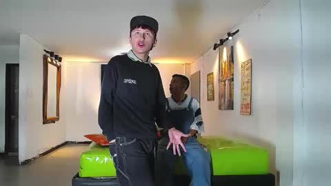 THOMAS AND DAMIAND online show from 14, 12, 2025