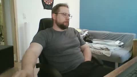 gnik_labinnah online show from 12, 4, 2026