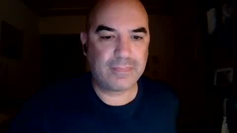 Snapshot of gnoffo77 chatting on 27, 5, 2026 Matte online show from 27, 5, 2026