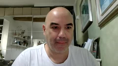 Snapshot of gnoffo77 chatting on 15, 6, 2026 Matte online show from 15, 6, 2026