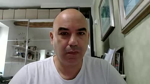 Snapshot of gnoffo77 chatting on 17, 6, 2026 Matte online show from 17, 6, 2026