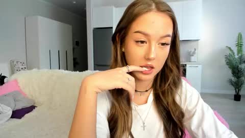 Lina online show from 22, 2, 2026