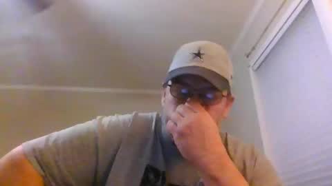 Snapshot of gobey33 chatting on 8, 11, 2025 IDKIDCIDGAF online show from 8, 11, 2025