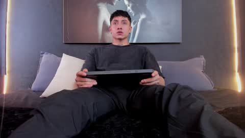 steven online show from 28, 12, 2024