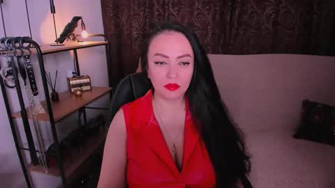 Snapshot of goddess__anna chatting on 17, 11, 2025 GoddeSS ANNA online show from 17, 11, 2025