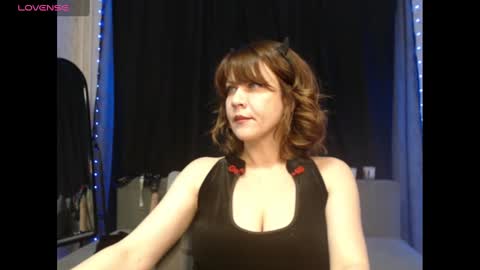 Snapshot of goddess_orsa chatting on 30, 1, 2025 Orsa online show from 30, 1, 2025