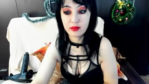 goddessemily_ online show from 21, 12, 2025