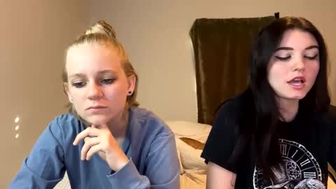 Snapshot of goddessfeyaa chatting on 6, 12, 2024 feyaa22 online show from 6, 12, 2024