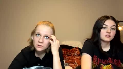 Snapshot of goddessfeyaa chatting on 5, 1, 2025 feyaa22 online show from 5, 1, 2025