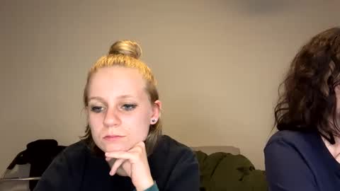 Snapshot of goddessfeyaa chatting on 11, 1, 2025 feyaa22 online show from 11, 1, 2025