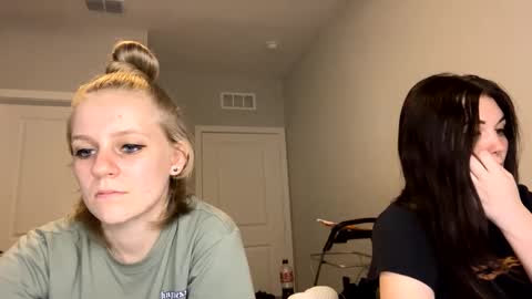 Snapshot of goddessfeyaa chatting on 20, 1, 2025 feyaa22 online show from 20, 1, 2025