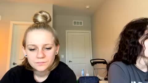 Snapshot of goddessfeyaa chatting on 26, 1, 2025 feyaa22 online show from 26, 1, 2025