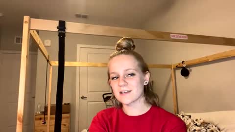 Snapshot of goddessfeyaa chatting on 1, 2, 2025 feyaa22 online show from 1, 2, 2025