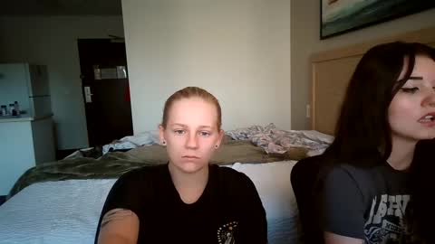 Snapshot of goddessfeyaa chatting on 13, 9, 2025 feyaa22 online show from 13, 9, 2025