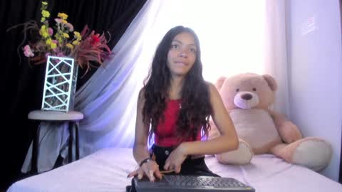 Snapshot of goddessjulieta chatting on 7, 1, 2025 Julieta online show from 7, 1, 2025