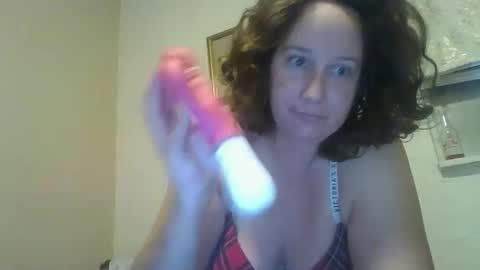 Snapshot of goddessmilfcrysyal chatting on 12, 2, 2026 Crystal online show from 12, 2, 2026