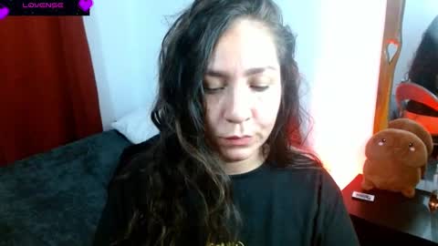  Naih Reyes online show from 4, 3, 2025
