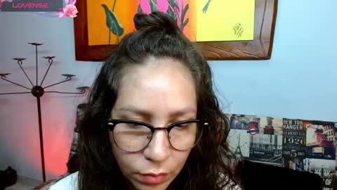  Naih Reyes online show from 14, 10, 2025