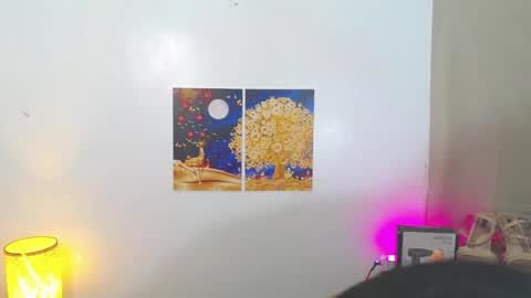 Kyla and Nian online show from 3, 12, 2025