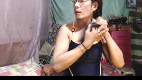 Snapshot of goddesssonyaxxx chatting on 16, 7, 2026 KENNY DOLL online show from 16, 7, 2026