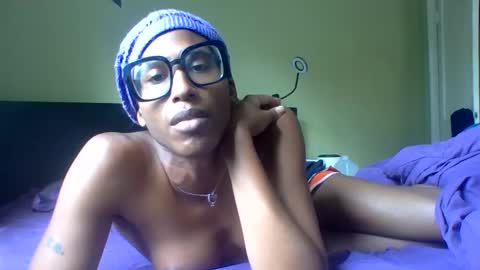 Snapshot of goddexx_kii chatting on 29, 9, 2025 goddexx_kii online show from 29, 9, 2025