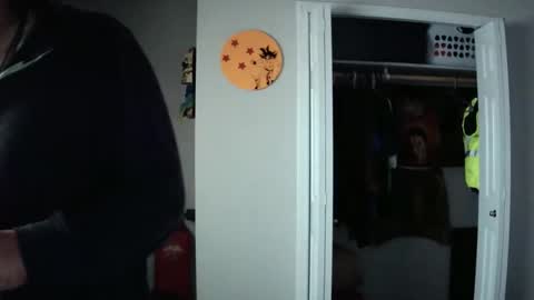 gokugarrison4334 online show from 17, 10, 2025