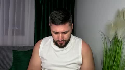 gold_alpha_boy online show from 1, 4, 2026