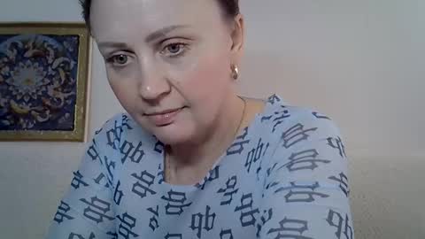 Snapshot of golden_kessie chatting on 24, 4, 2026 golden_kessie online show from 24, 4, 2026