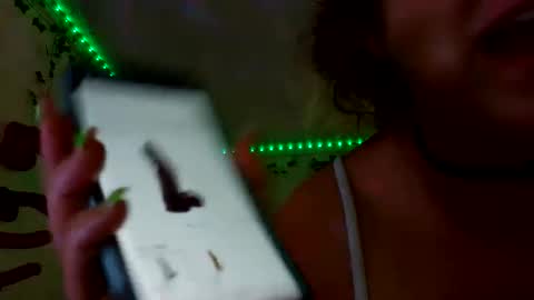 XxPretentious PeachxX online show from 5, 6, 2026
