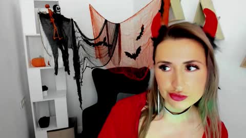 Olivia online show from 31, 10, 2025