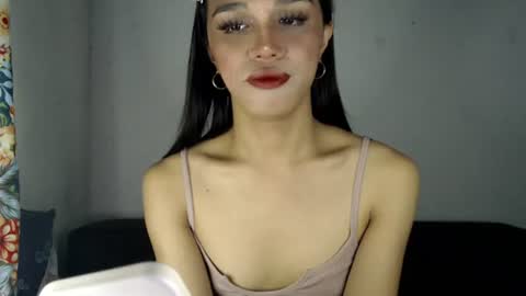 Snapshot of goldenlily69 chatting on 15, 7, 2026 Lily is Gold online show from 15, 7, 2026