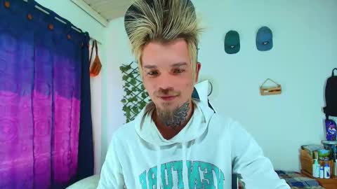 Snapshot of goldy_loyal99 chatting on 26, 2, 2026 Goldy Loyal93 online show from 26, 2, 2026