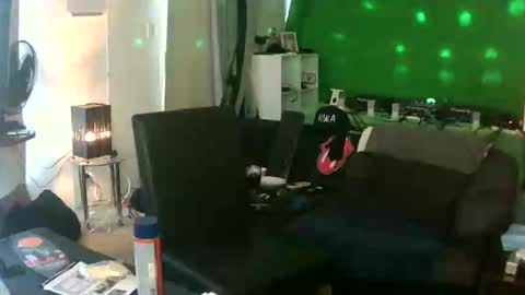 goldyguy011 online show from 20, 2, 2025