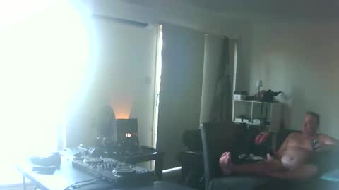 goldyguy011 online show from 10, 4, 2026