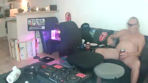 Snapshot of goldyguy011 chatting on 15, 7, 2026 goldyguy011 online show from 15, 7, 2026