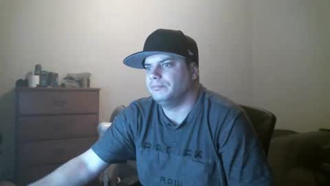 Snapshot of goleafzgo chatting on 8, 1, 2025 goleafzgo online show from 8, 1, 2025