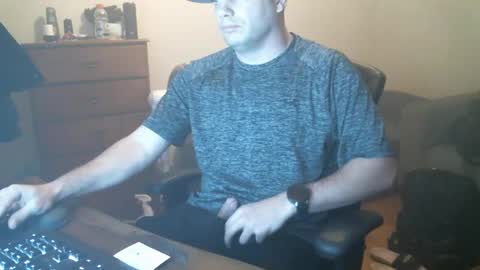 Snapshot of goleafzgo chatting on 12, 2, 2025 goleafzgo online show from 12, 2, 2025