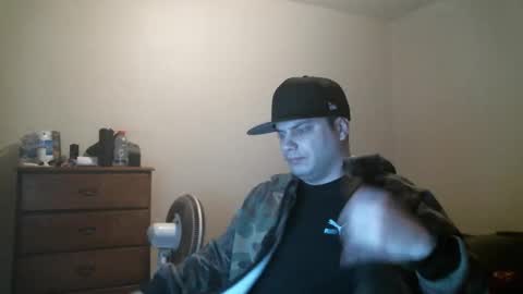 Snapshot of goleafzgo chatting on 1, 3, 2025 goleafzgo online show from 1, 3, 2025