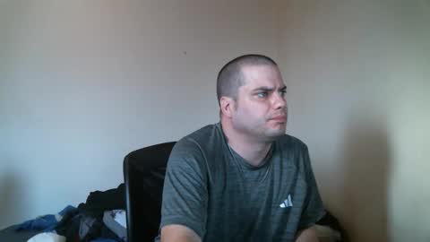 Snapshot of goleafzgo chatting on 2, 2, 2026 goleafzgo online show from 2, 2, 2026