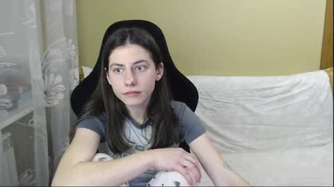 Elizabeth Effie online show from 15, 2, 2026