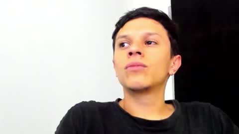 Snapshot of goodboy69i chatting on 9, 2, 2025 goodboy69i online show from 9, 2, 2025