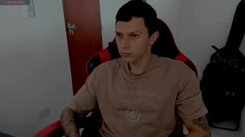 Snapshot of goodboy69i chatting on 8, 11, 2025 goodboy69i online show from 8, 11, 2025