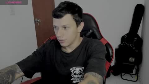 Snapshot of goodboy69i chatting on 22, 11, 2025 goodboy69i online show from 22, 11, 2025