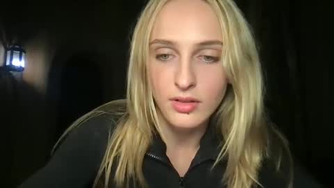 goodgirlliv online show from 14, 9, 2025