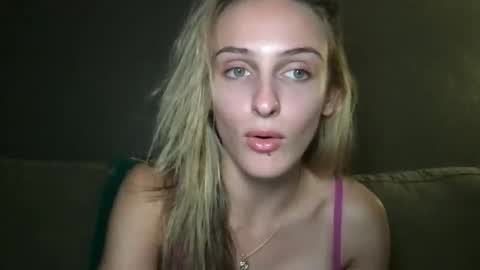 goodgirlliv online show from 4, 10, 2025