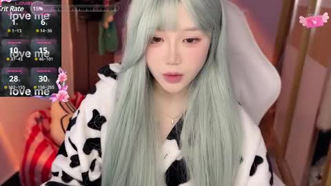 Snapshot of gorgeous_girl33 chatting on 2, 1, 2025 gorgeous girl33 online show from 2, 1, 2025