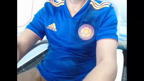 Snapshot of goten7 chatting on 8, 11, 2025 Andres online show from 8, 11, 2025