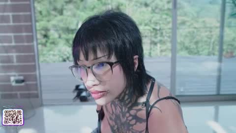 sophie  Special celebration a the beach 300k followers 3011 and 0112   online show from 21, 5, 2026